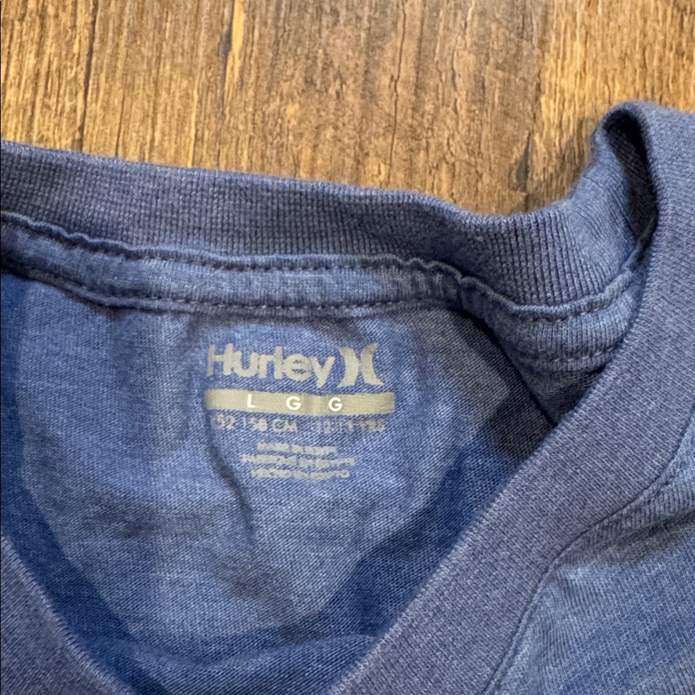 Hurley Boys Blue Tie Dye Graphic Logo T‎ Shirt Kids Large Comfortable Fit - Picture 2 of 3